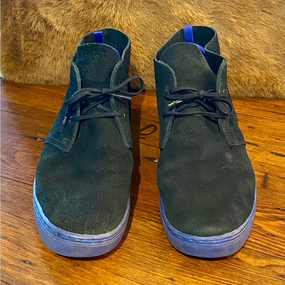 Alife black suede, blue soled shoes - Picture 2 of 8